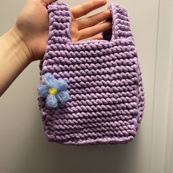 Hand needled mini bag - Picture 2 of 5